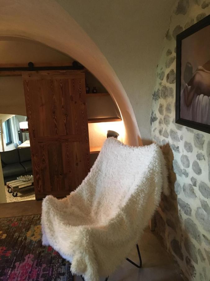 La Suite Lou Le Noyer  Bagian luar foto