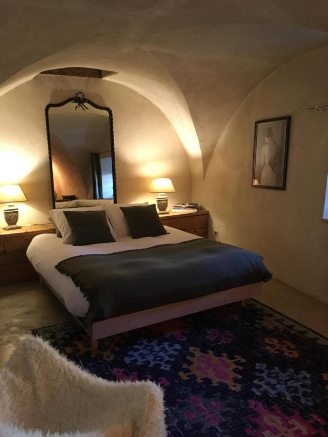 La Suite Lou Le Noyer  Bagian luar foto