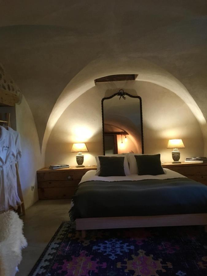 La Suite Lou Le Noyer  Bagian luar foto