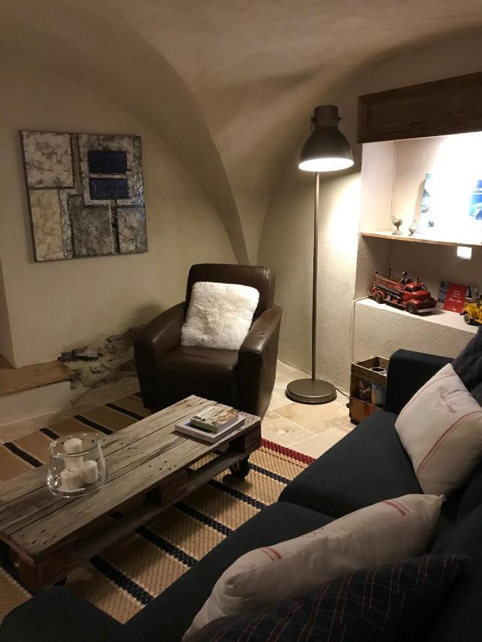 La Suite Lou Le Noyer  Bagian luar foto