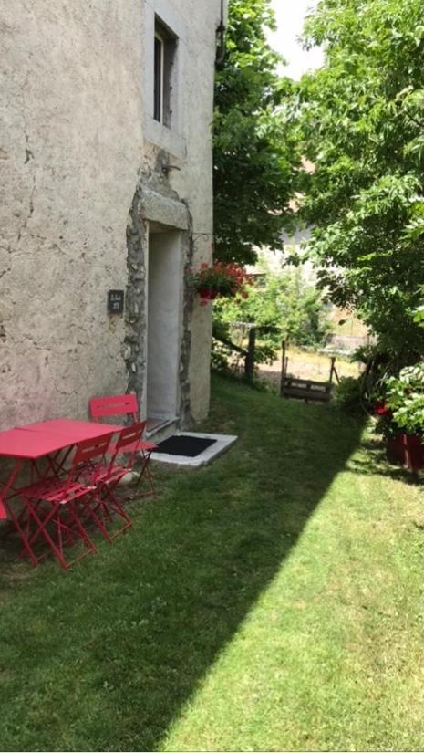 La Suite Lou Le Noyer  Bagian luar foto